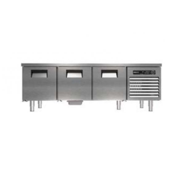 Cihaz Altı Üç Kapılı -2/+8 Sıcaklık 186.5x70x60